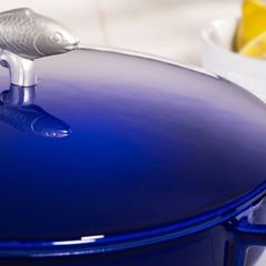  Nồi gang Staub núm cá 28cm 4.65L - Xanh Dark blue 
