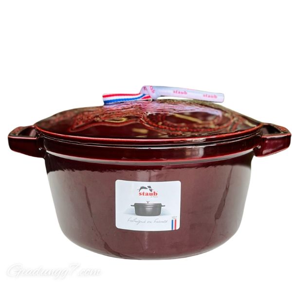 Nồi gang Staub Stackable 24cm 4L màu đỏ mận hình rồng - 14642487