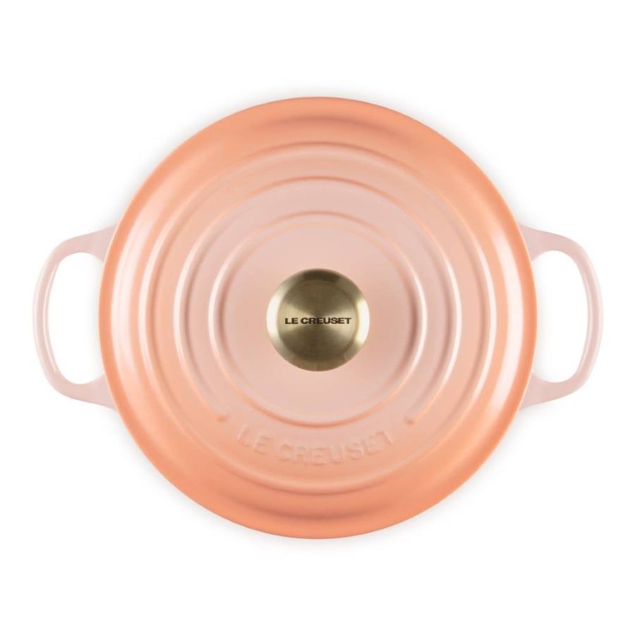 Nồi gang tròn Le Creuset Signature 24cm - 4.2L Màu Peche