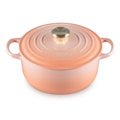  Nồi gang tròn Le Creuset Signature 24cm - 4.2L Màu Peche 