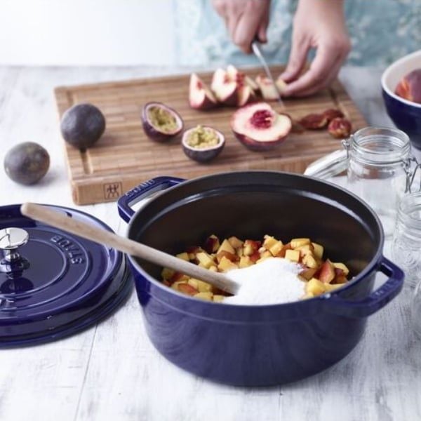 Nồi gang tròn Staub 22cm 2.6L - Xanh Dark Blue
