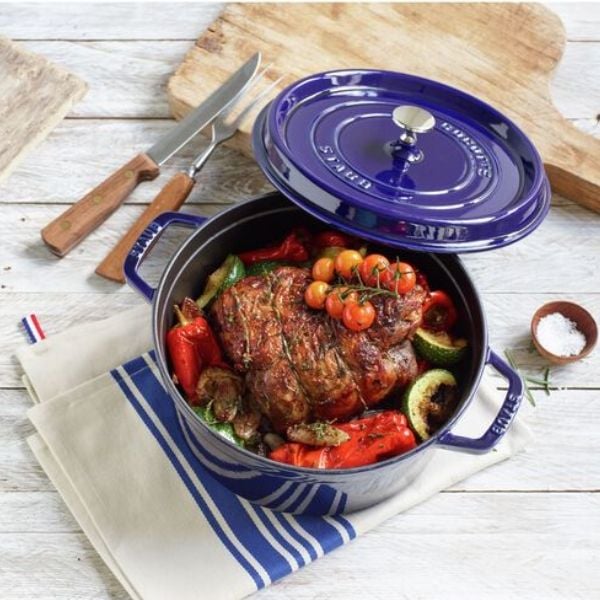 Nồi gang tròn Staub 24cm 3.8L - Xanh Dark Blue