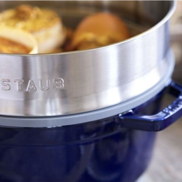 Nồi gang tròn Staub 26cm kèm xửng hấp 5.2L - Xanh Dark blue