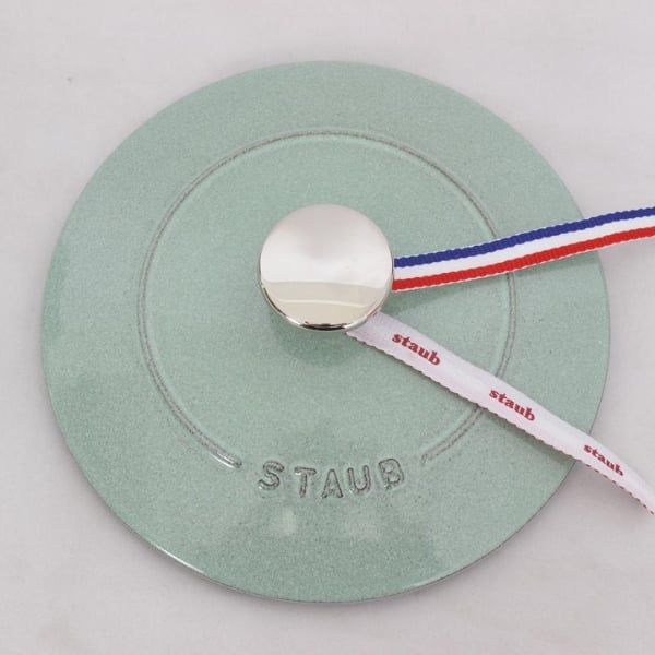 Nồi gang tròn Staub Gohan Chistera 16cm 1.75L - Màu Xanh xô thơm