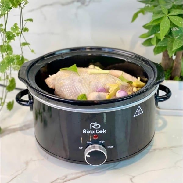 Nồi nấu chậm Robitek RB4000 dung tích 4L