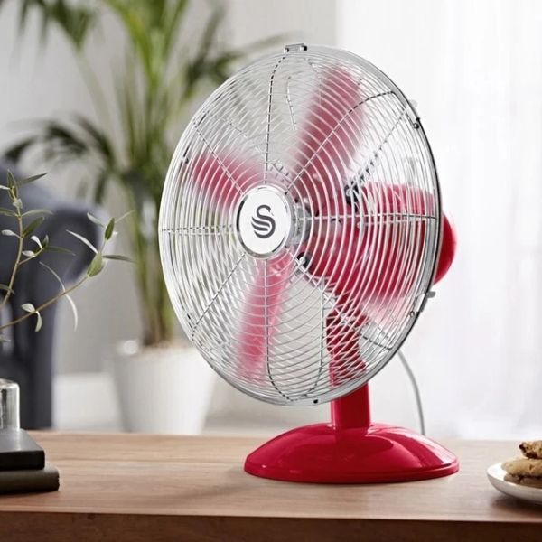 Quạt bàn Swan Retro SFA12620RN
