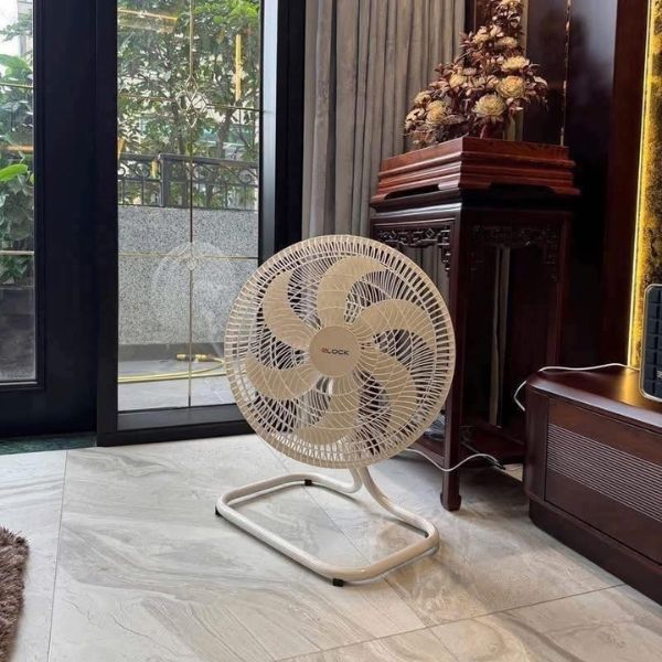 Quạt sàn 2Lock 2025