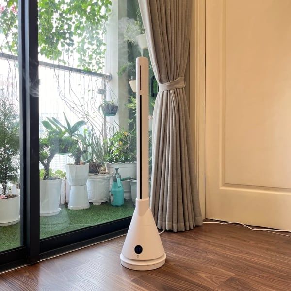 Quạt tháp sưởi Ultty CR018HM