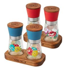  Set 2 dụng cụ xay tiêu muối The Pioneer Woman Sweet Romance - Màu Đỏ/ Xanh 