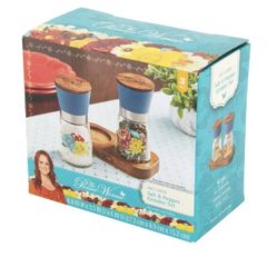  Set 2 dụng cụ xay tiêu muối The Pioneer Woman Sweet Romance - Màu Đỏ/ Xanh 
