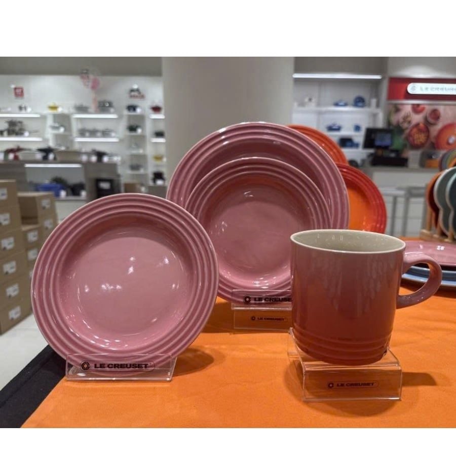 Set 4 món cốc đĩa Le Creuset - 3 đĩa 1 cốc 350ml - Màu Hồng