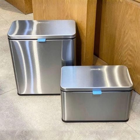 Thùng rác gắn cánh cửa tủ bếp CCKO CK9943 Dung tích 3L