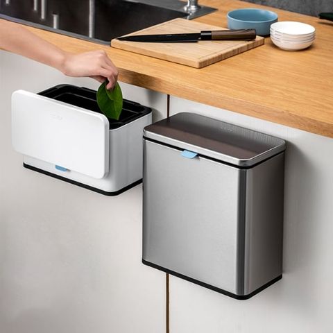Thùng rác gắn cánh cửa tủ bếp CCKO CK9943 Dung tích 6L - Màu Trắng/Màu inox