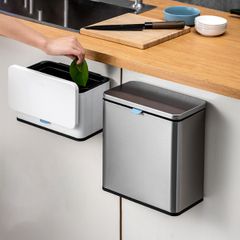  Thùng rác gắn cánh cửa tủ bếp CCKO CK9943 Dung tích 6L - Màu Trắng/Màu inox 