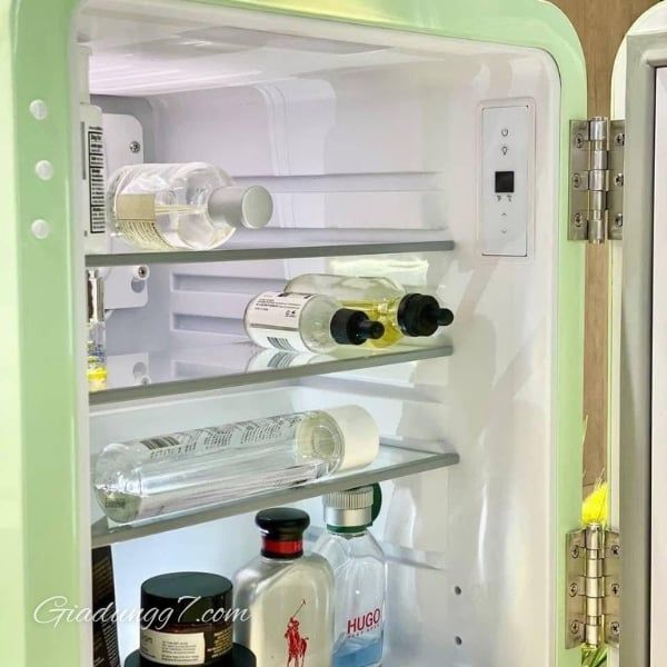 Tủ lạnh HCK 48L - Màu xanh mint