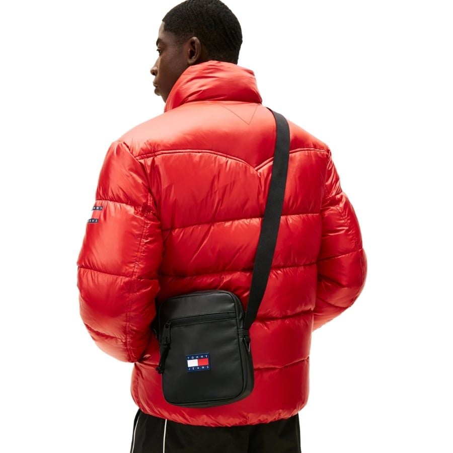Túi đeo chéo Tommy Hilfiger 13