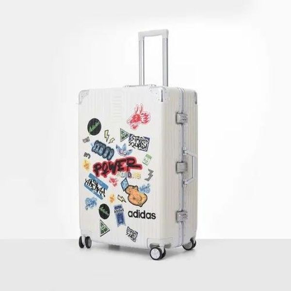 Vali Addidas Sticker size 28