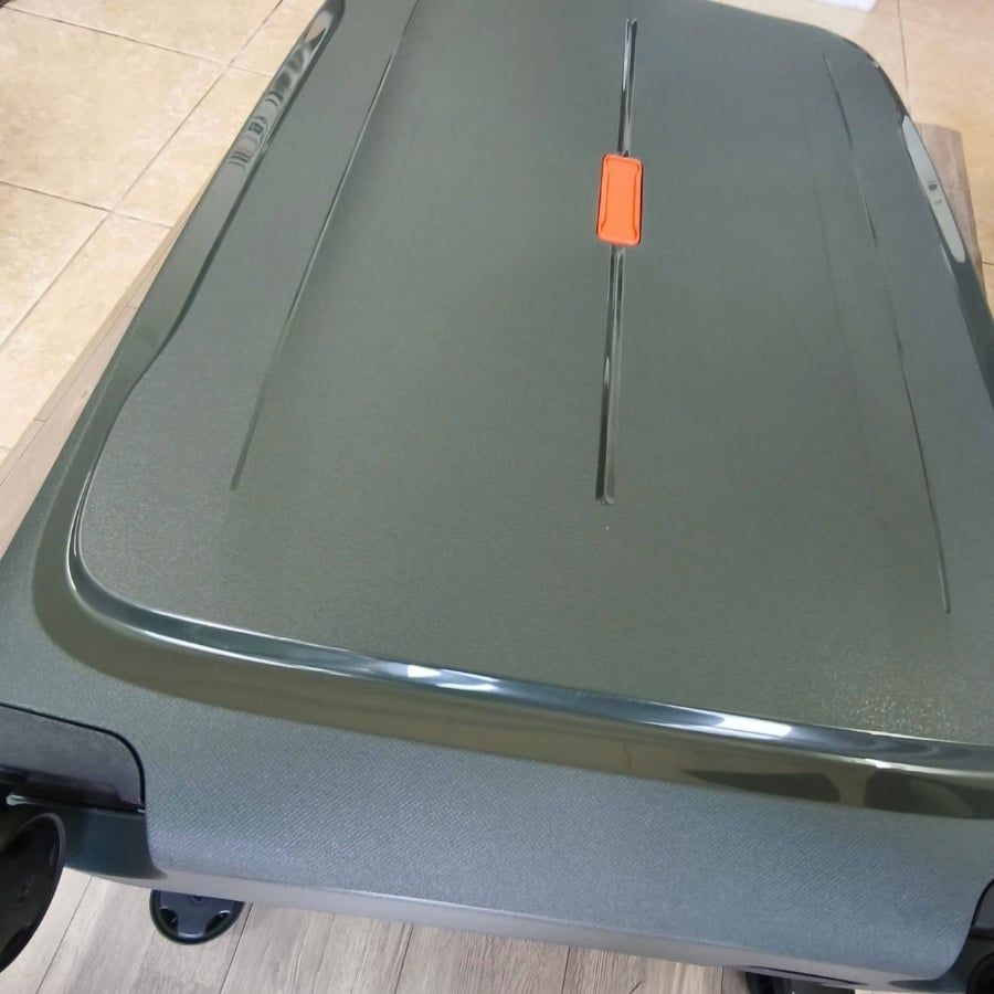 Vali Samsonite Essens Size 28 - Màu Đen Viền Cam