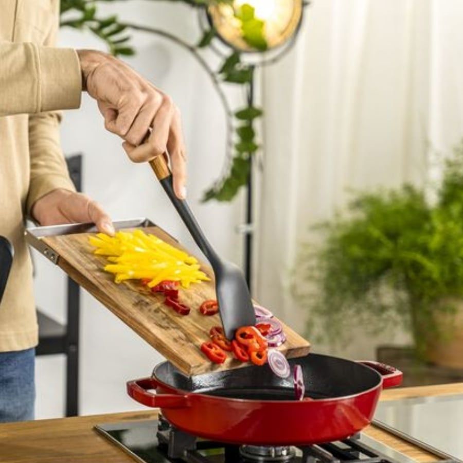 Xẻng lật silicon Staub 31cm