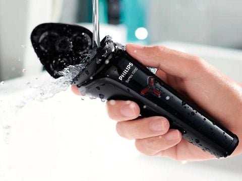 Máy cạo râu 3 đầu cạo xoay Philips S1103/02, chống nước chuẩn IPX7