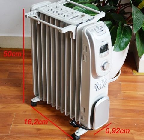 Máy sưởi dầu Điều khiển từ xa Tiross 11 thanh TS9211, 2300W, 20m2