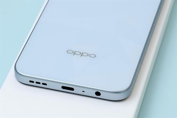 OPPO A6t 128GB – Pin 6100mAh, Màn Hình 120Hz, Hỗ Trợ NFC VNeID