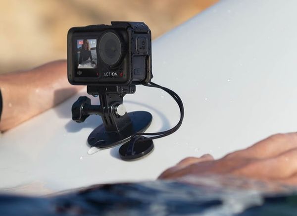 Camera hành động chuyên nghiệp DJI Osmo Action 4 Standard Combo