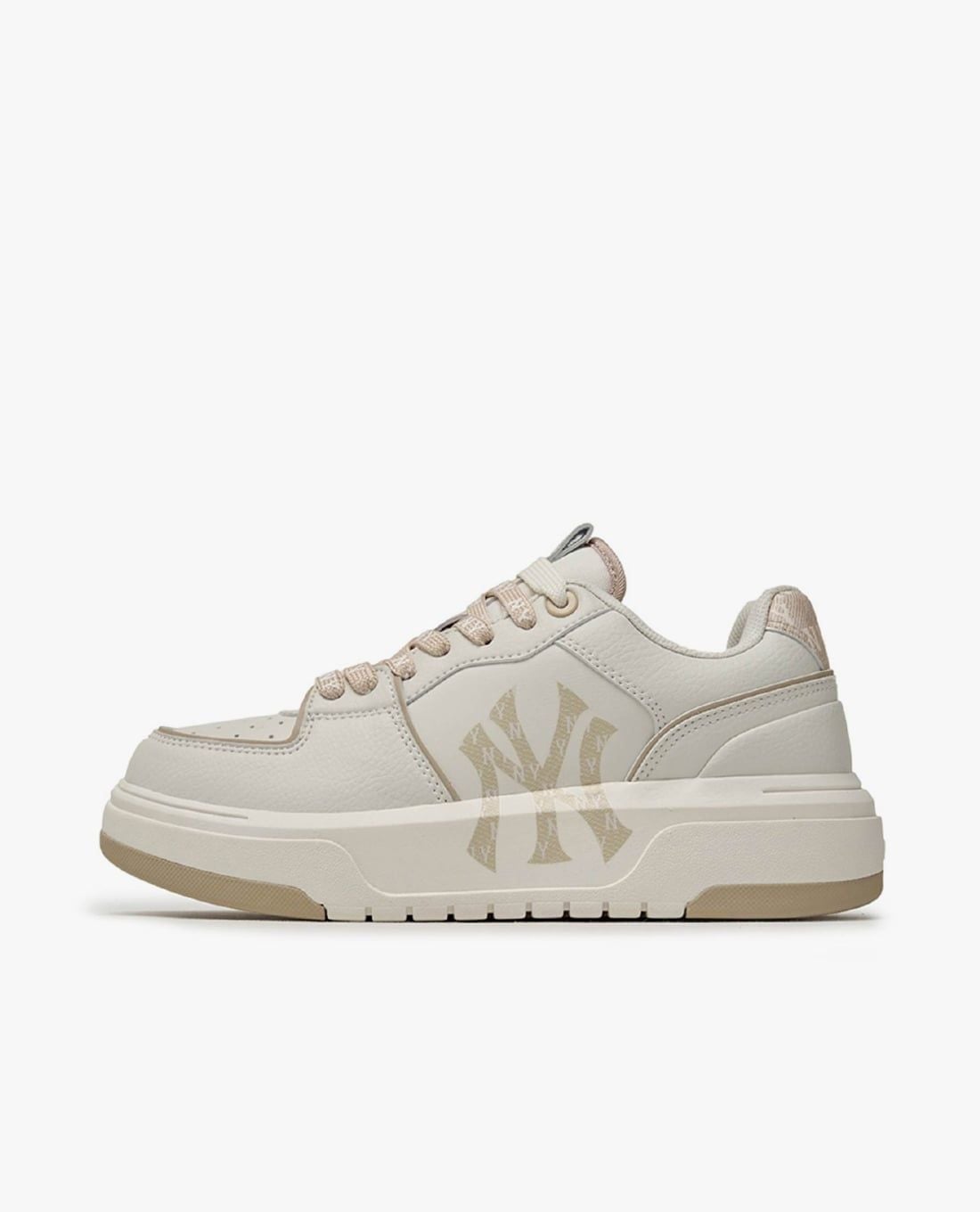 MLB - Giày sneakers unisex cổ thấp Chunky Liner Embo Monogram