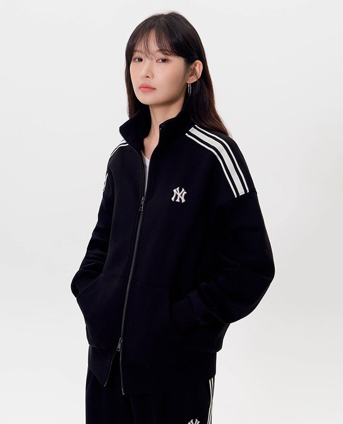 MLB - Áo khoác thể thao unisex cổ trụ phối khóa zip