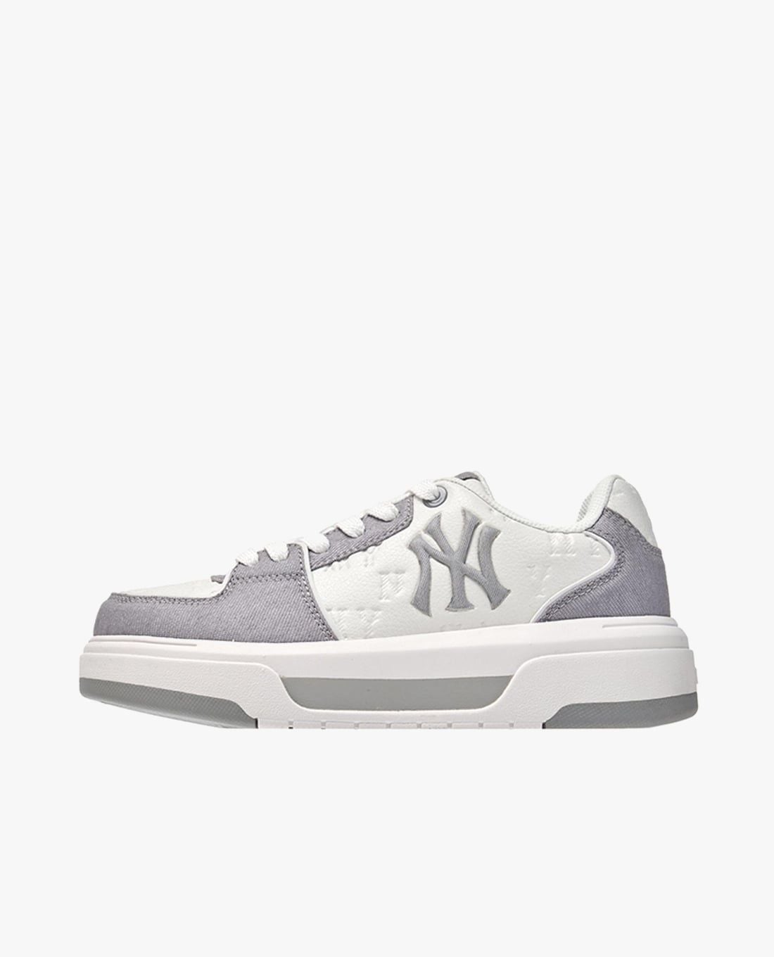 MLB - Giày sneakers unisex cổ thấp Chunky Liner Embo Monogram