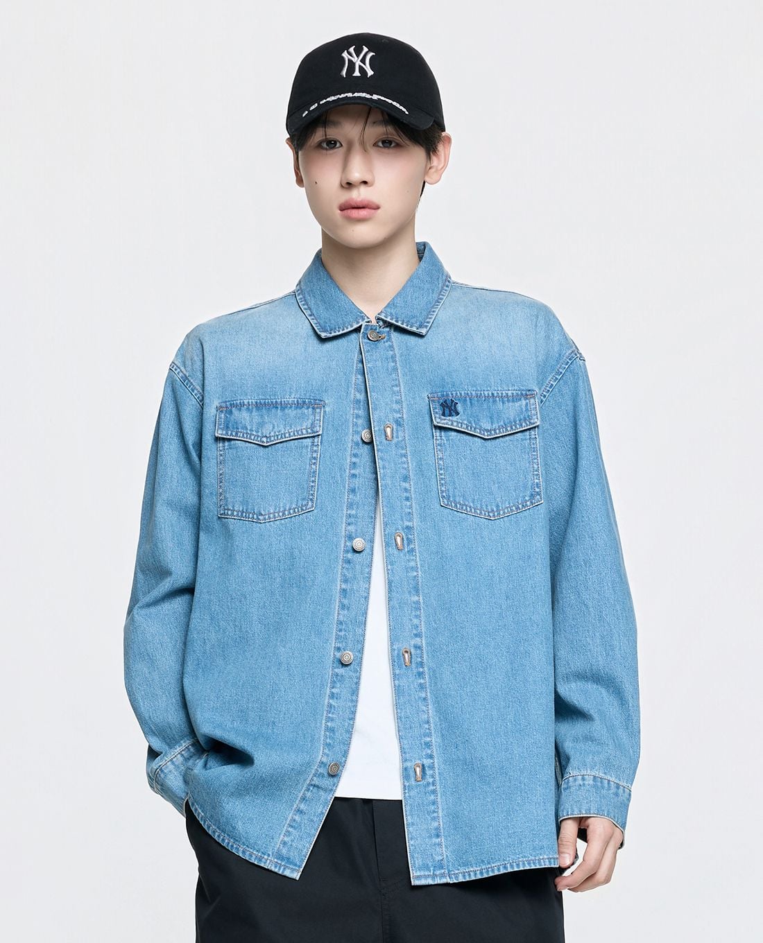 MLB - Áo sơ mi denim unisex tay dài Varsity Vintage