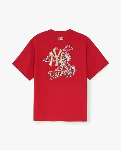  MLB - Áo thun unisex cổ tròn New Year Horse Back Graphic 