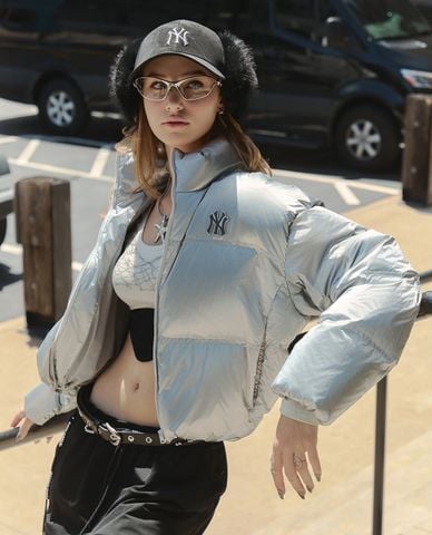  MLB - Áo khoác phao nữ cổ trụ tay dài Glossy 