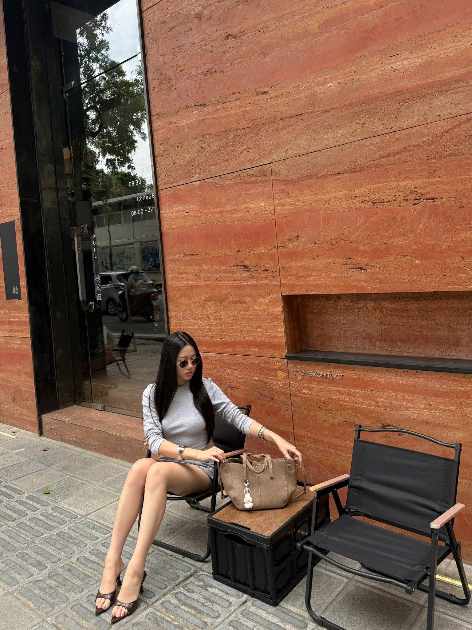  Áo dài tay nữ kiểu crop 