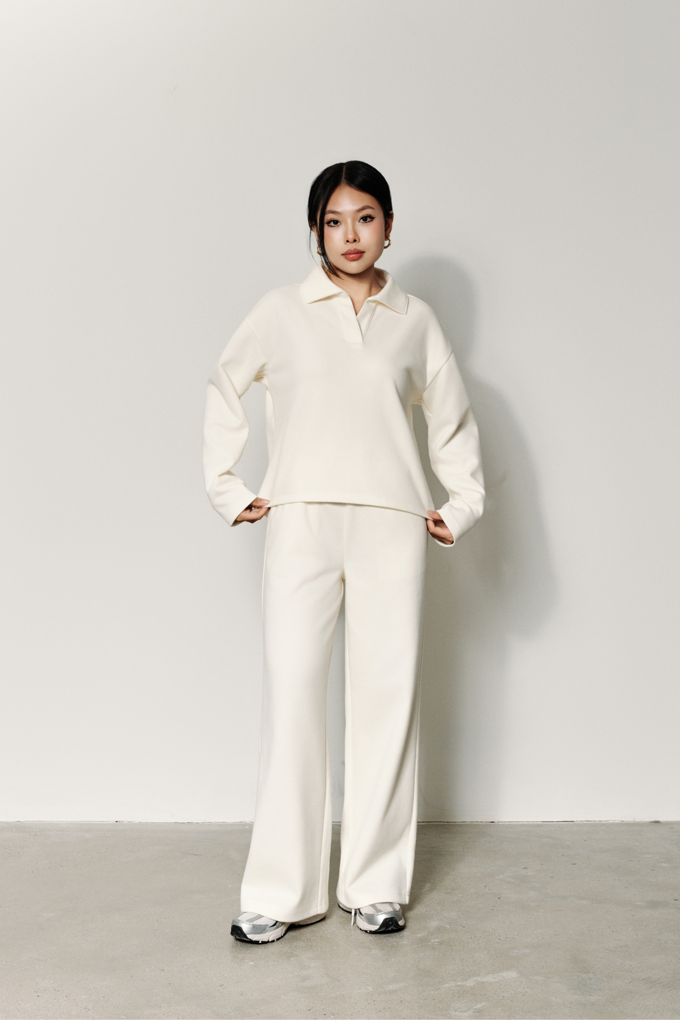  Áo Nỉ Nữ Vải Nỉ 2 Da Cổ V Dáng Boxy 