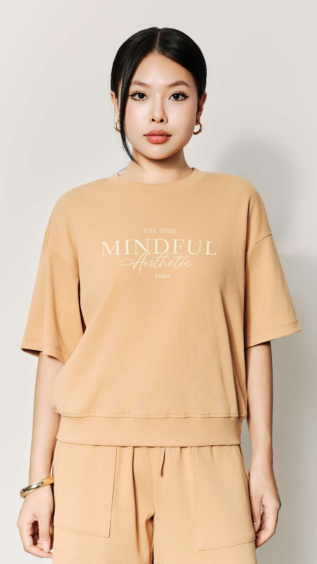  Set Bộ Nữ Dáng Ngắn Thêu Họa Tiết Vải Rib 