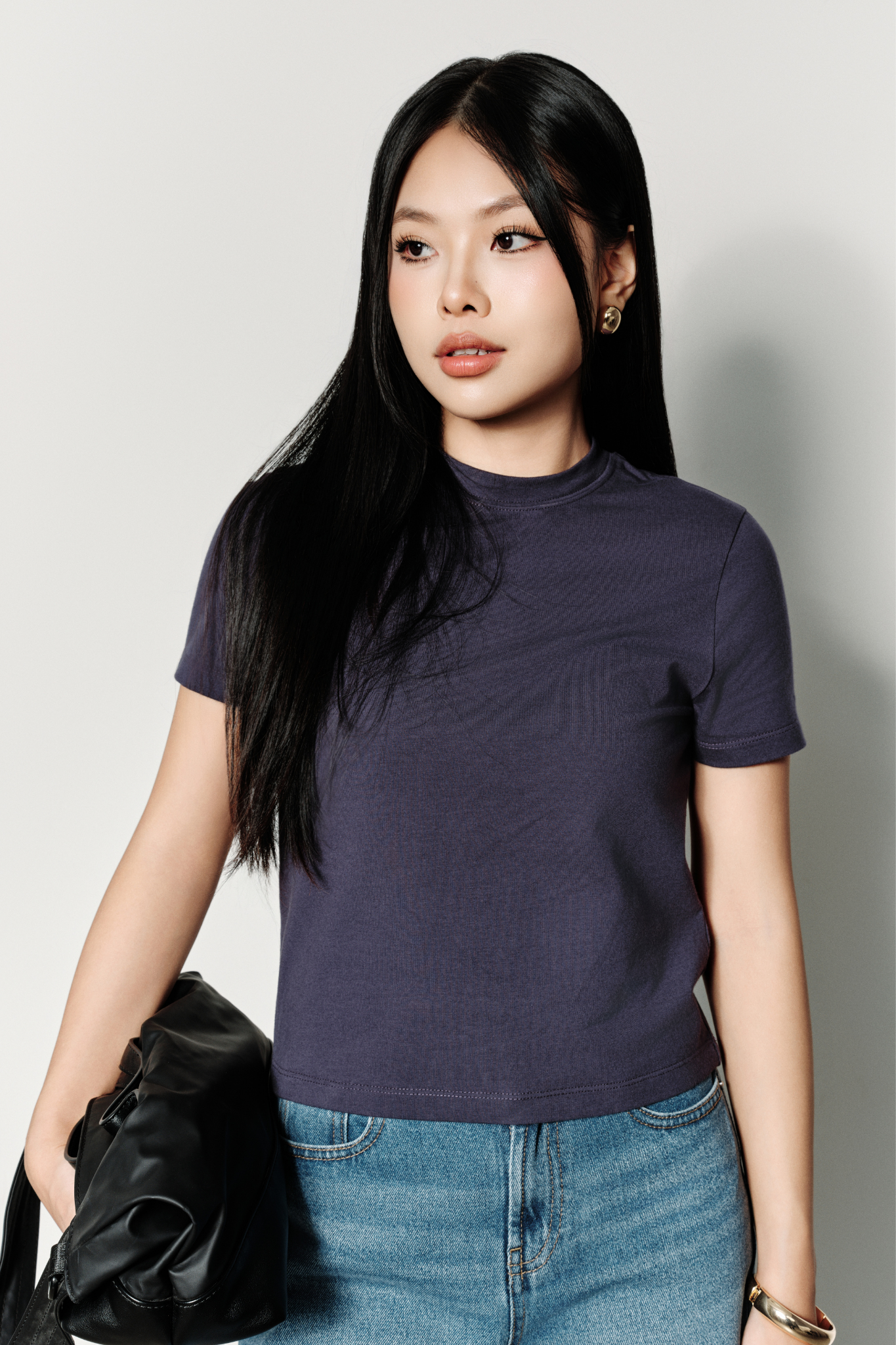  Áo phông Nữ dáng Fit cổ leo vải Cotton Spandex 