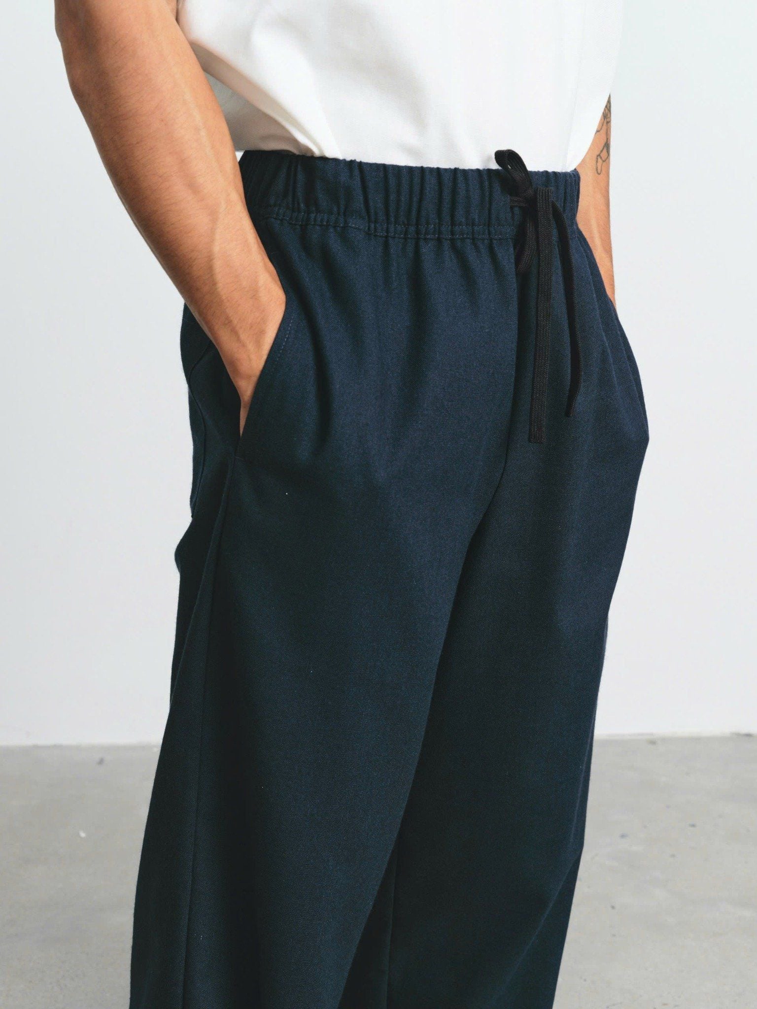  Quần Dài Nam Linen Dáng Suông Phối Cạp Chun 