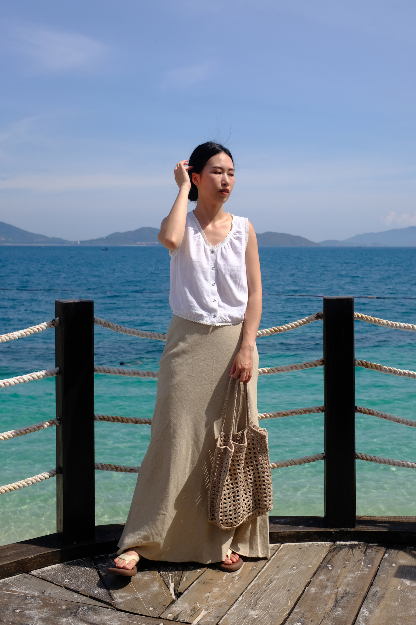  Áo kiểu Nữ không tay phối ren chất Linen dáng Crop 