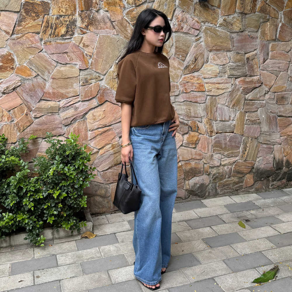  Áo Nỉ Nữ Vải Nỉ 2 Da Tay Lửng Dáng Boxy Thêu Họa Tiết 