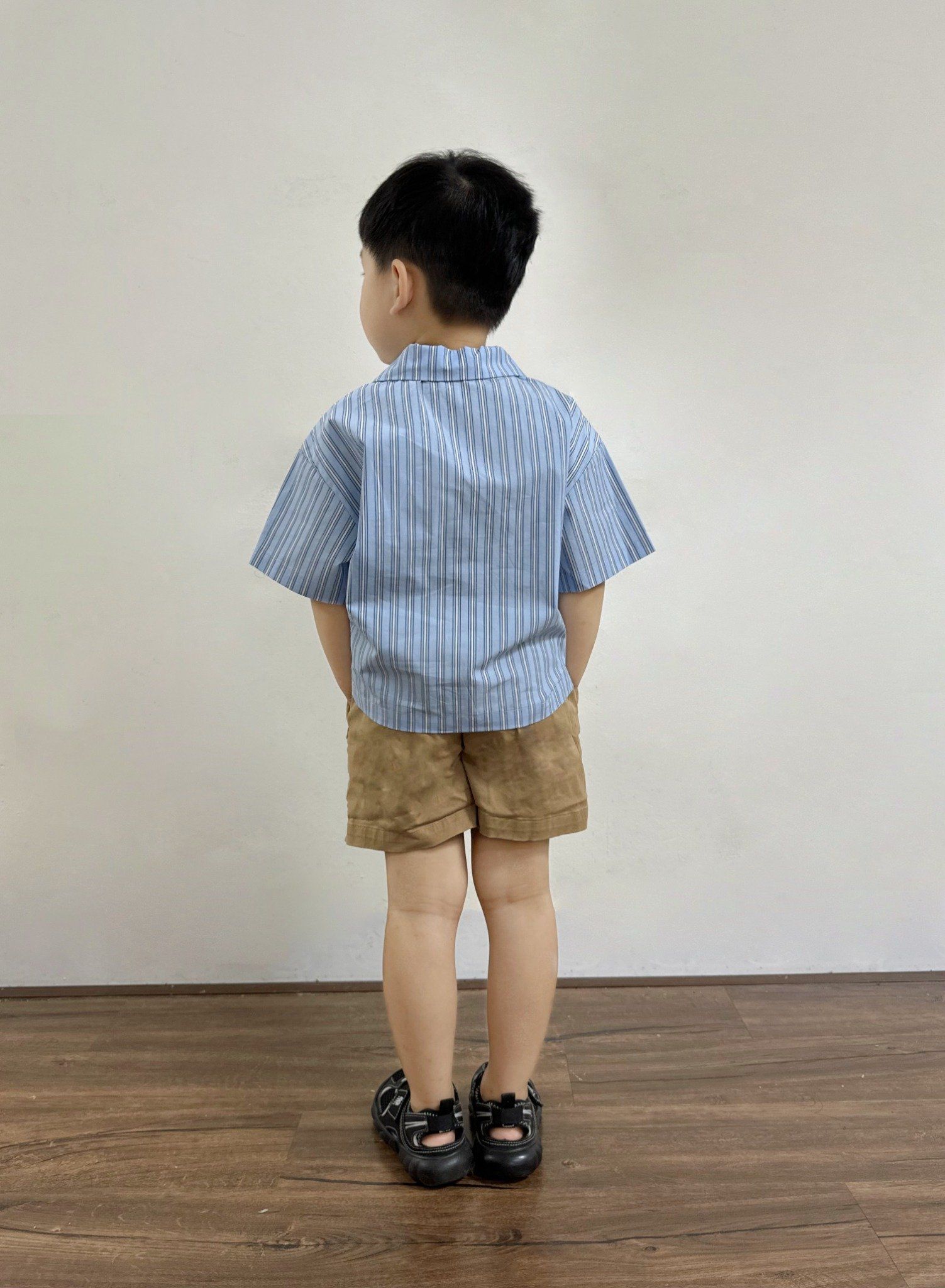  Áo sơ mi Bé Trai dáng Boxy họa tiết kẻ 