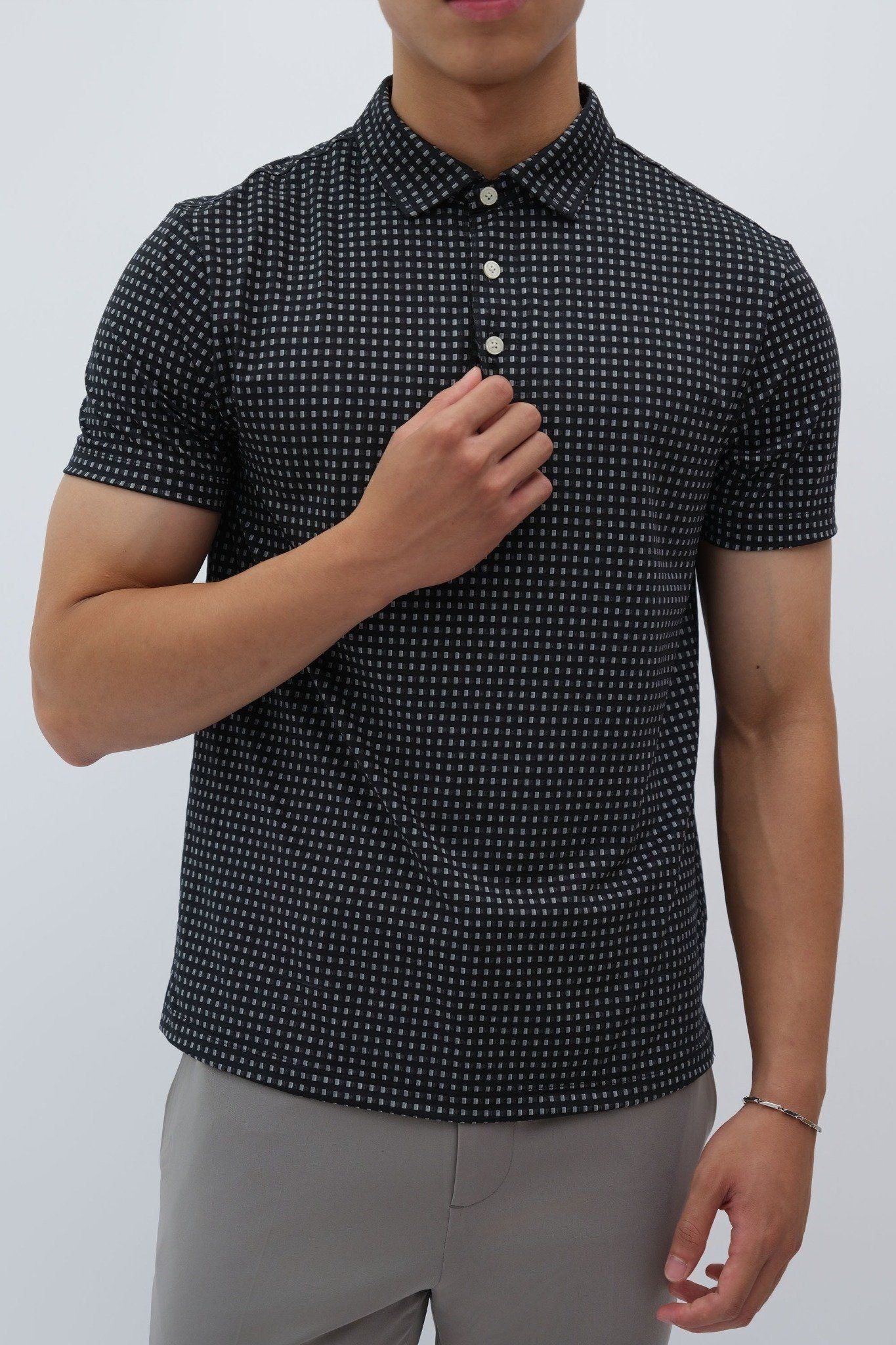  Áo Polo nam vải Jacquard kẻ ô dáng regular 