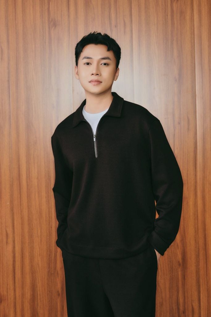  Áo Dài Tay Polo Nam Vải Scuba Phối Zip 