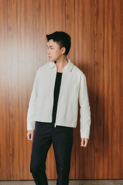  Áo Khoác Denim dáng Boxy Trang Trí Túi Ốp 