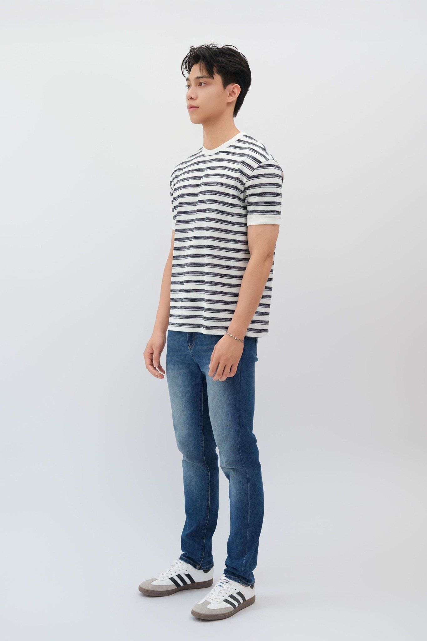  Quần jeans nam dáng slim 
