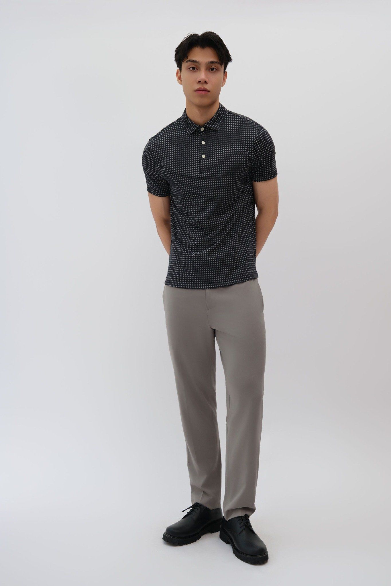 Áo Polo nam vải Jacquard kẻ ô dáng regular 