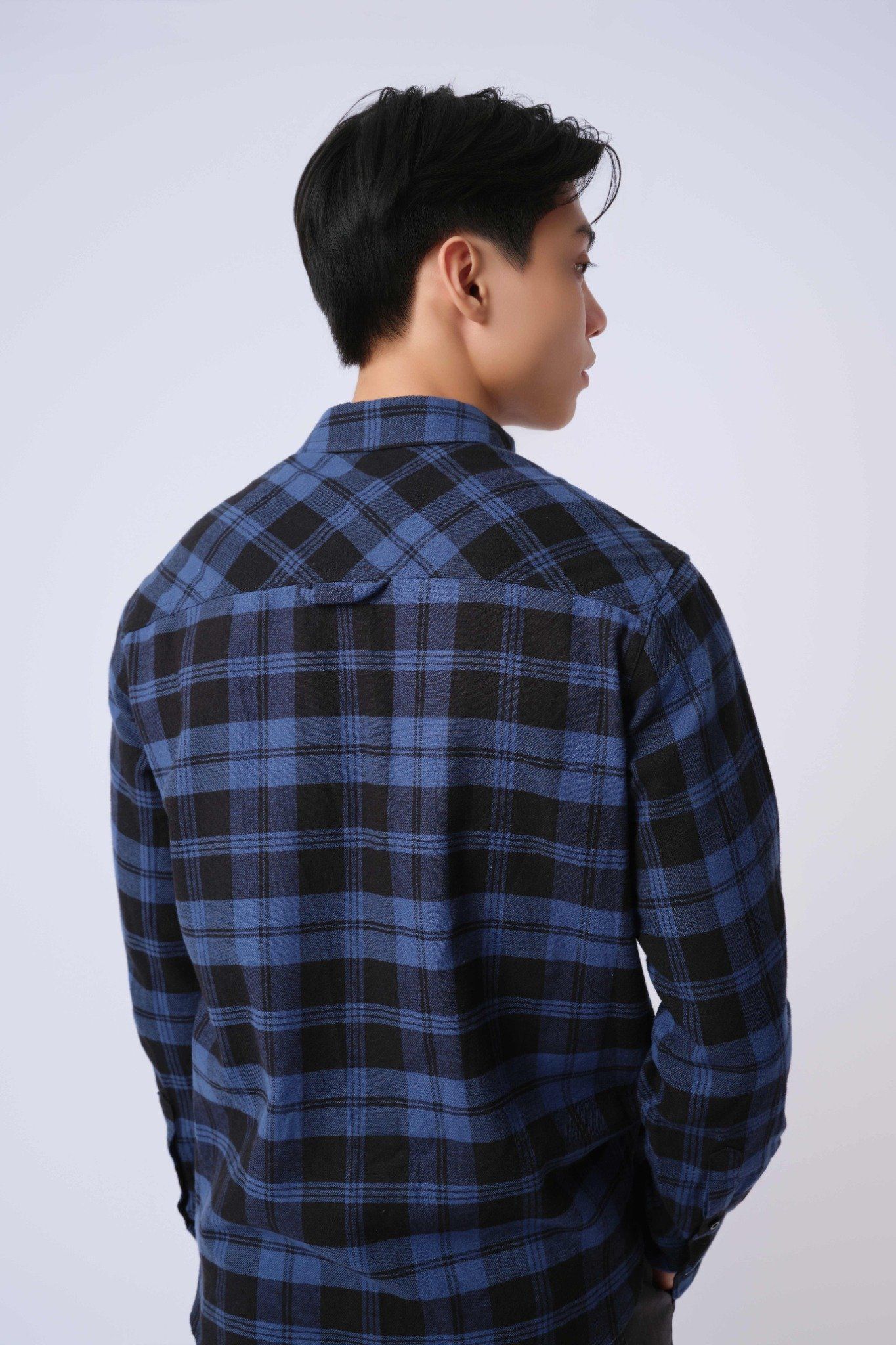  Áo sơ mi nam vải flannel kẻ dáng suông 