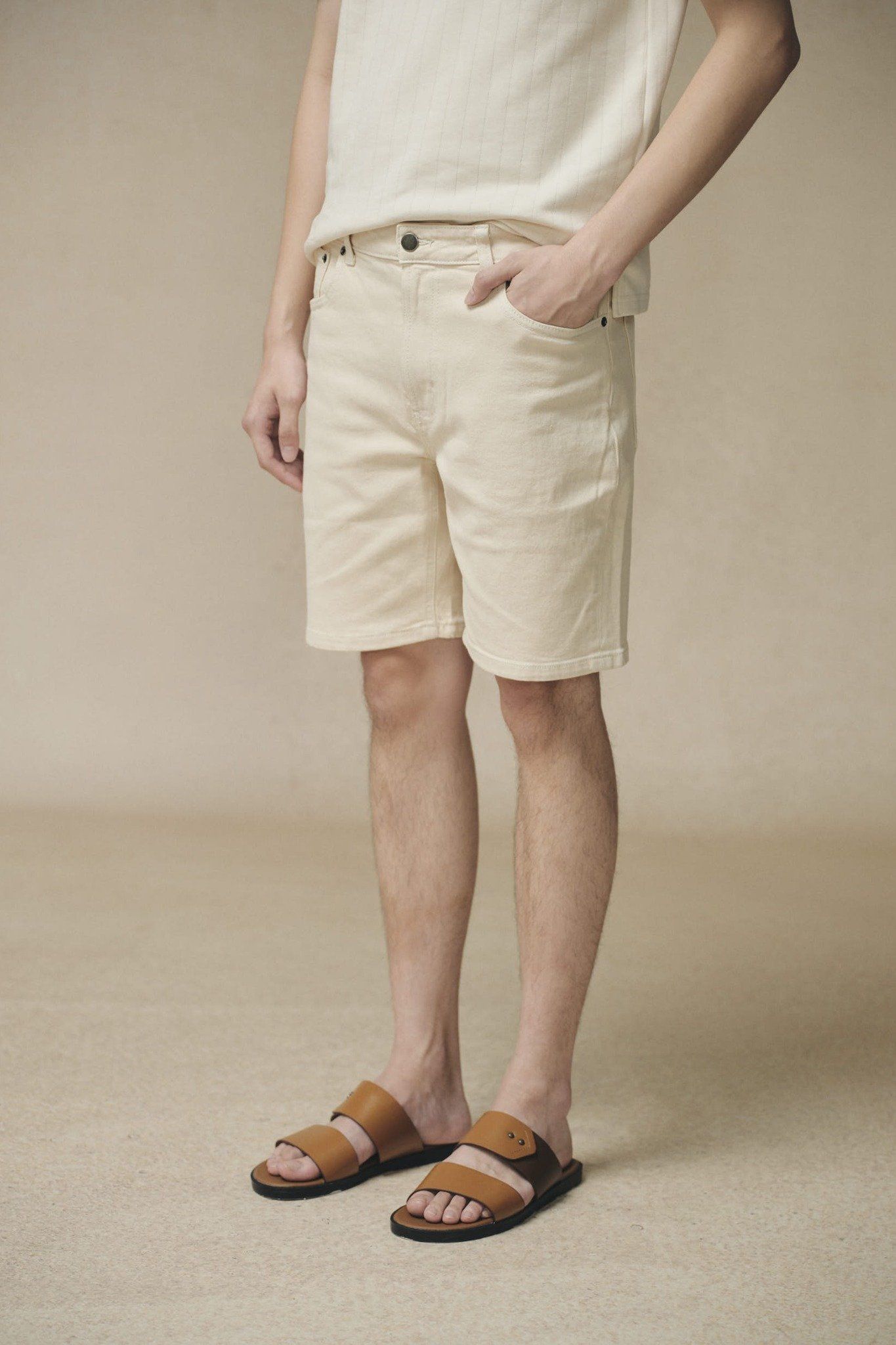  Quần shorts denim nam nhuộm màu dáng Slim 