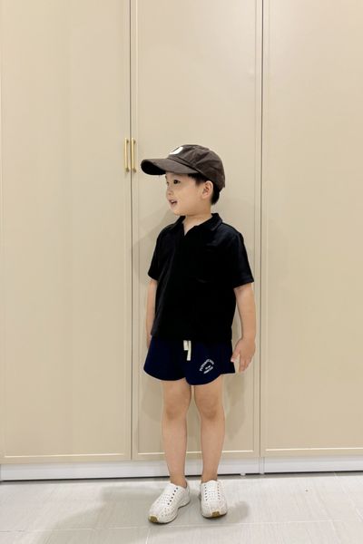  Áo polo bé trai cổ V dáng regular 