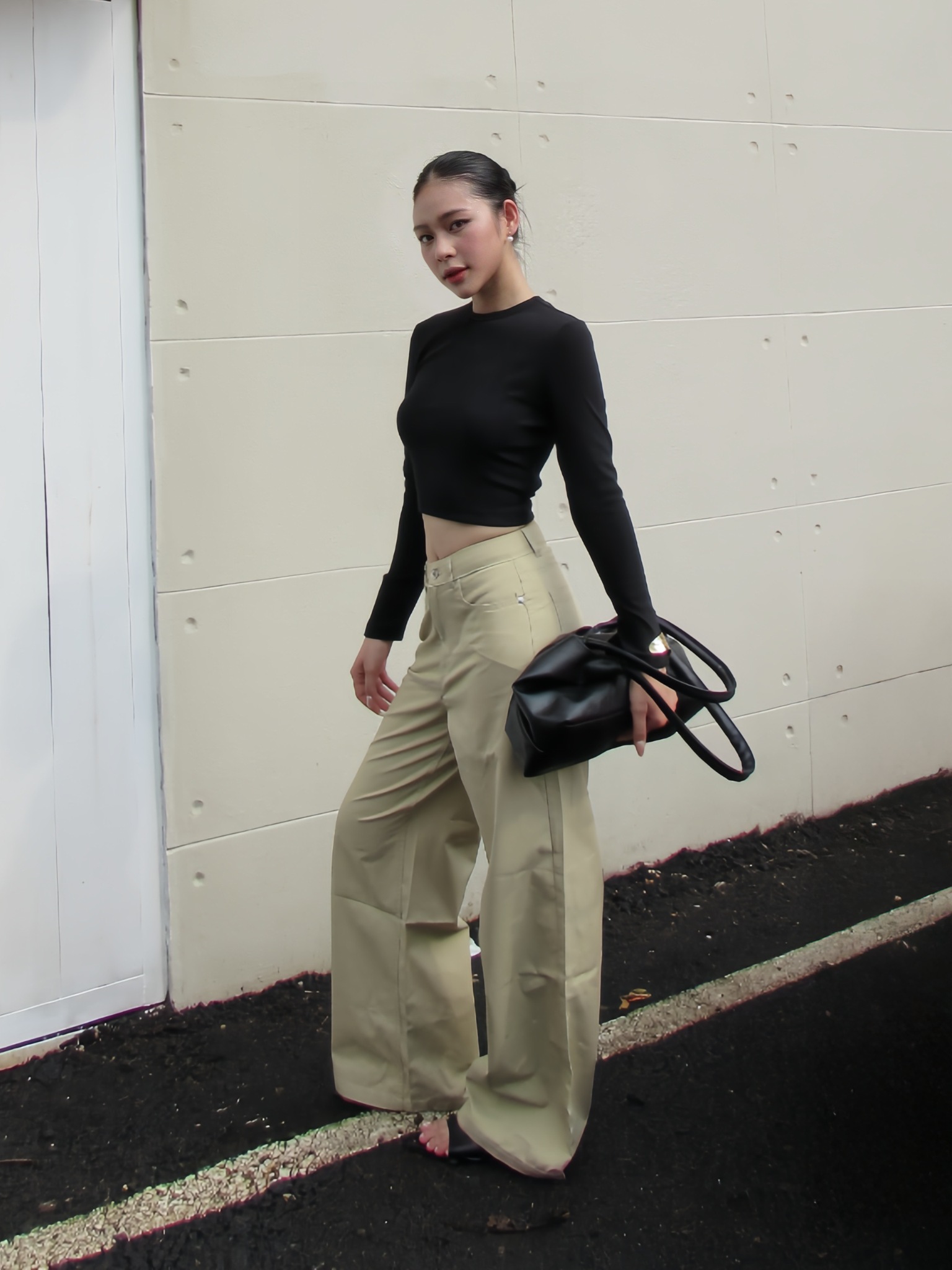  Quần dài nữ ống rộng vải twill 